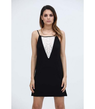 Robe bretelle dentelle